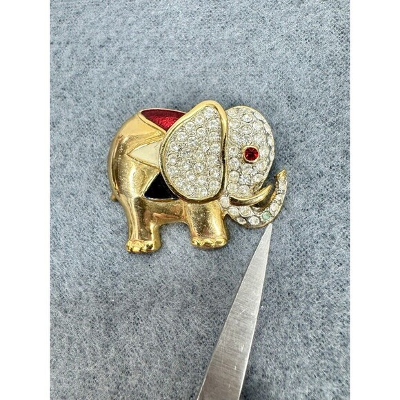 Vintage AD Enamel Rhinestones Elephant Pin Brooch Statement Gold Tone 2004 - Picture 3 of 6